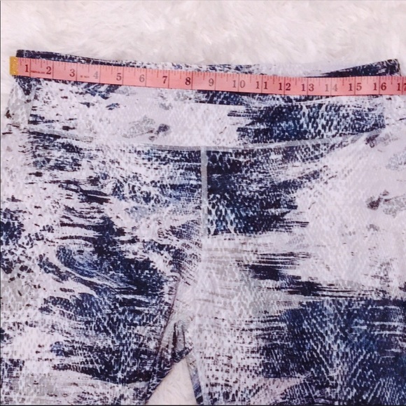 Fabletics Powerform Capri Leggings - Picture 3 of 5